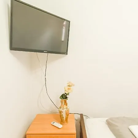 Bascarsija - Private Bath, Tv & Aircon Guest house