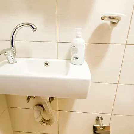 Bascarsija - Private Bath, Tv & Aircon