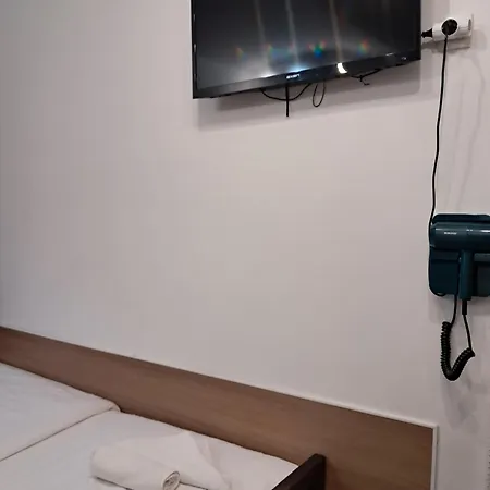 Bascarsija - Private Bath, Tv & Aircon Maison d'hôtes Sarajevo